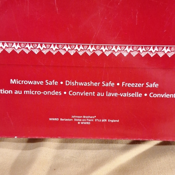 Johnson Brothers Twas The Night Before Christmas Red and White Heart Plate - Picture 11 of 11